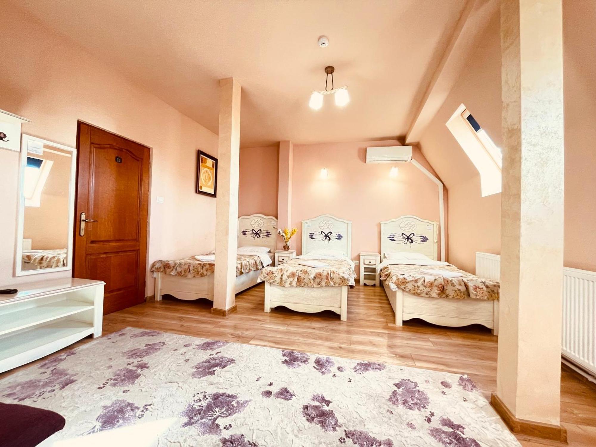 Leaganul Bucovinei Guest House Suceava Quarto foto