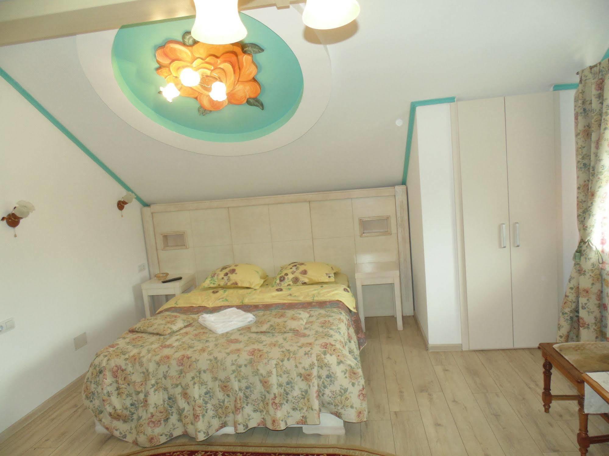 Leaganul Bucovinei Guest House Suceava Exterior foto