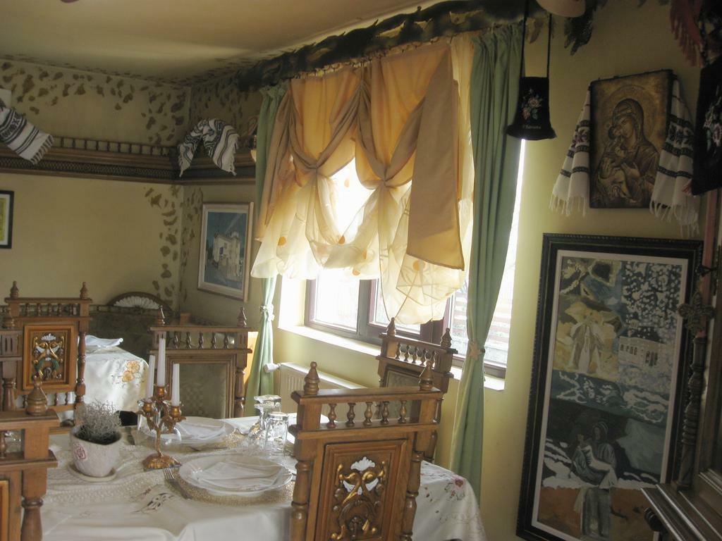 Leaganul Bucovinei Guest House Suceava Exterior foto