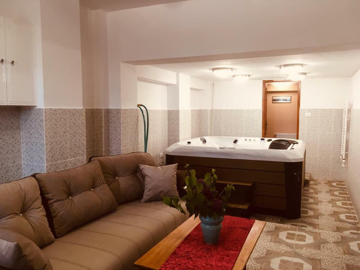 Leaganul Bucovinei Guest House Suceava Exterior foto