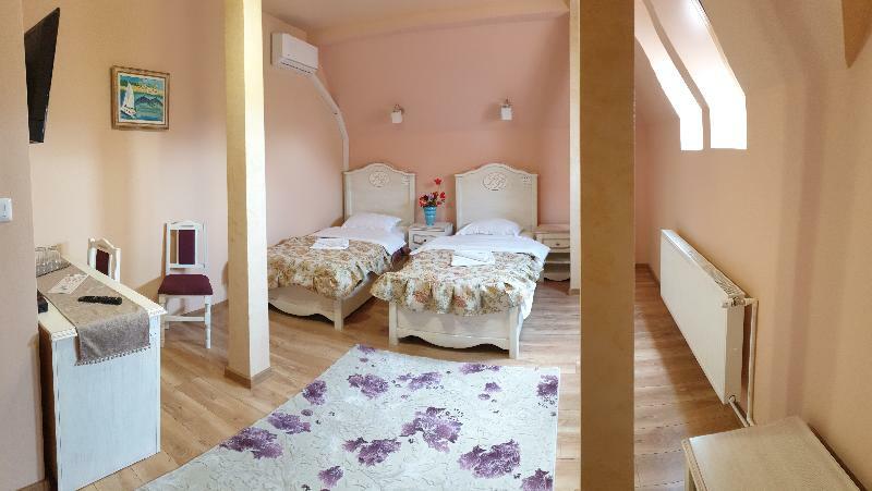 Leaganul Bucovinei Guest House Suceava Exterior foto
